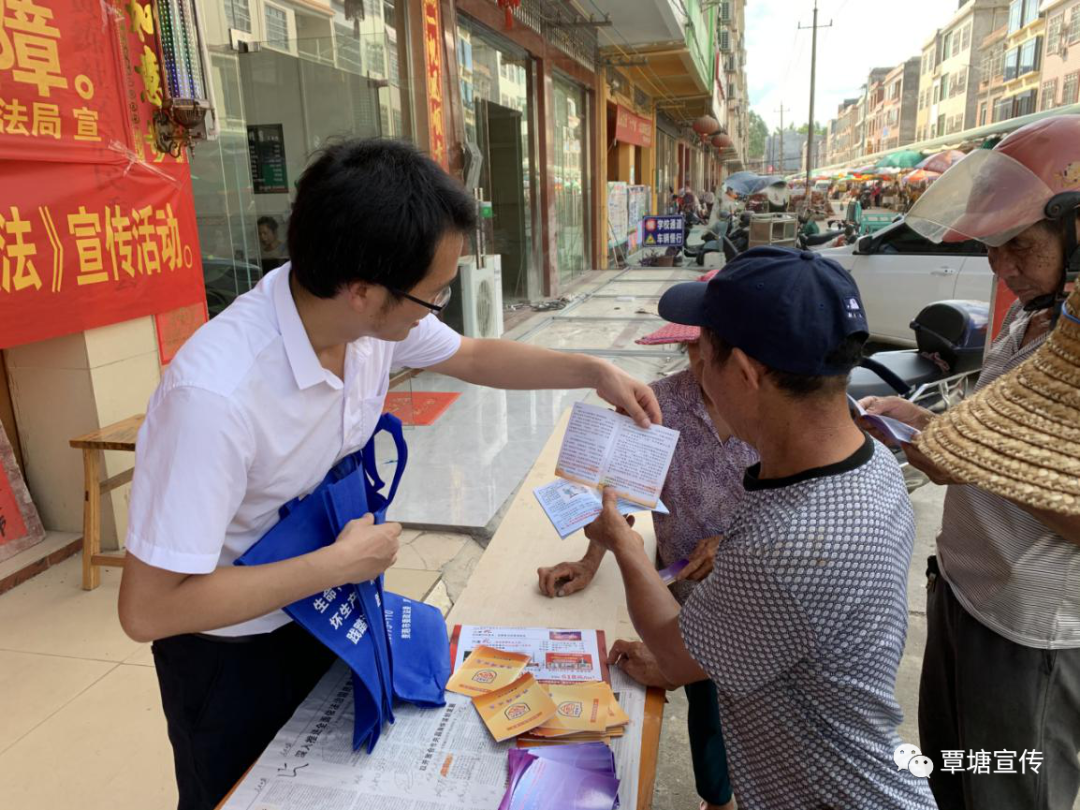 覃塘区司法局深化法治建设项目，服务群众，助力法治建设新篇章