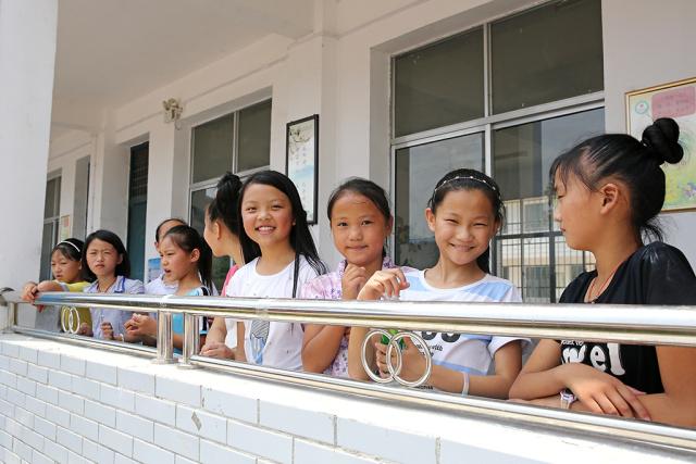 平江县小学领导最新概览